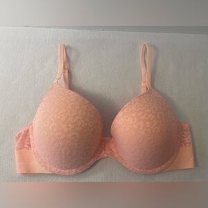Lovely Victoria Secret “Pink” Size 34C Bra. Excellent Pre Owned Condition. Pink.